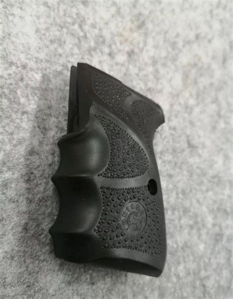 Picture of HOGUE COMPSTOCK WINCHESTER 1300 BLACK RUBBER. . Walther ppks rubber grips